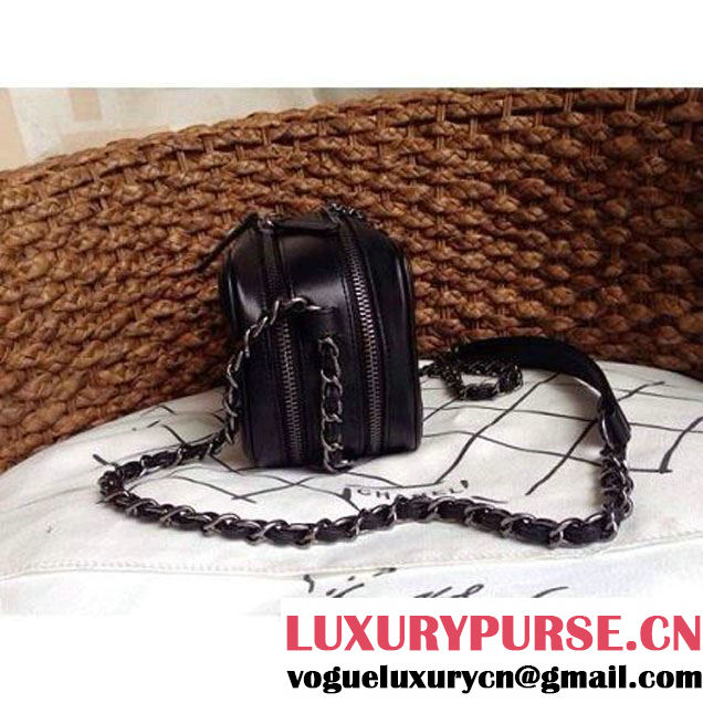 Chanel runway case bag in black (C2288 ) (C2288 )