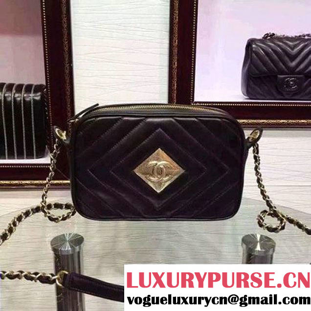 Chanel Black Chevron Camera Case Bag Fall 2015 Runway (2a136-053176 )