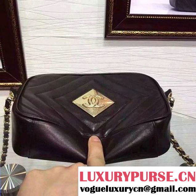 Chanel Black Chevron Camera Case Bag Fall 2015 Runway (2a136-053176 )