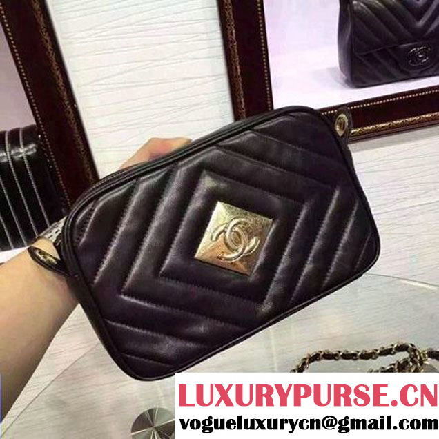 Chanel Black Chevron Camera Case Bag Fall 2015 Runway (2a136-053176 )