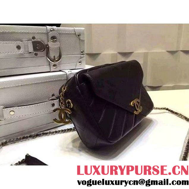 Chanel Small Herringbone Quilted Black Lambskin Camera Case With A Removable Pouch Cruise 2016 (FTH-121103 )