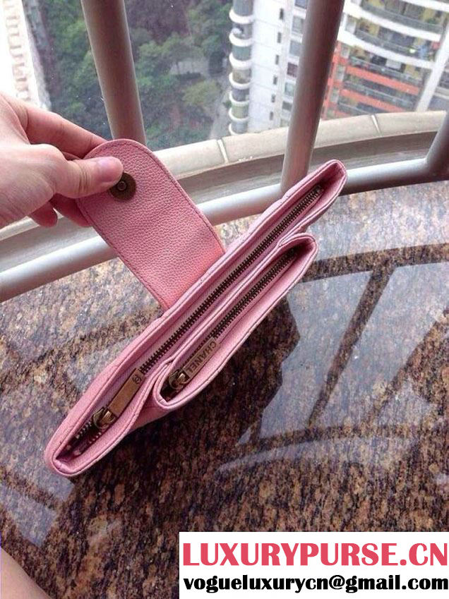 Chanel Pink Clutch Bag in Grained Calfskin CC tab - Spring Summer 2014