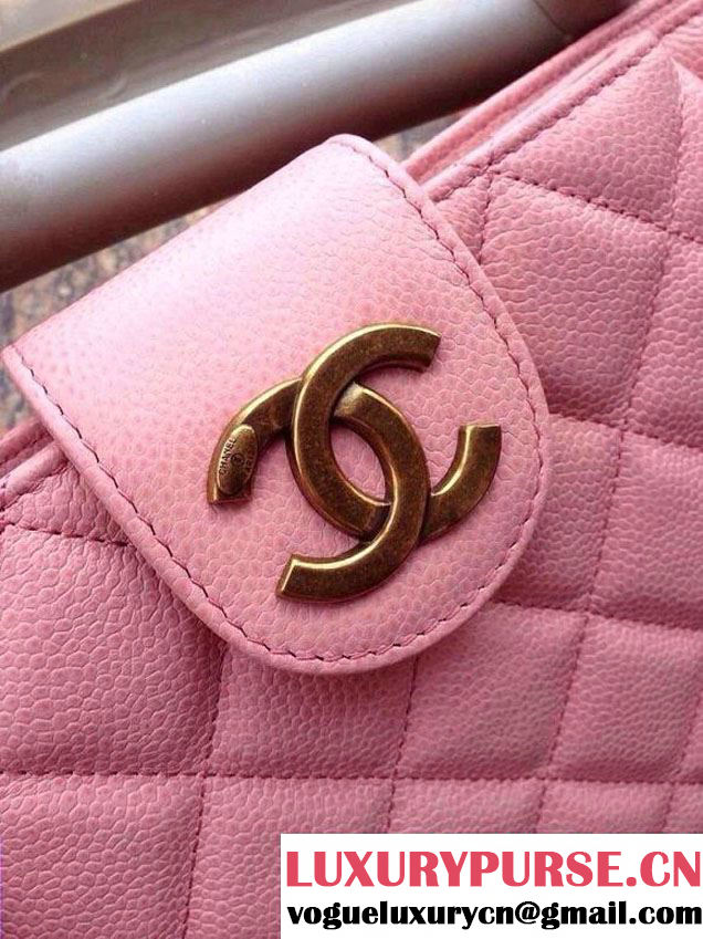 Chanel Pink Clutch Bag in Grained Calfskin CC tab - Spring Summer 2014