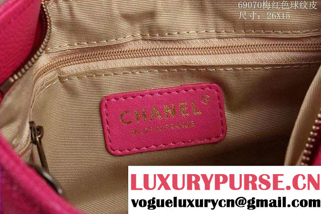 Chanel Clutch Flap Bag in Grained Calfskin CC tab Fushia - Spring Summer 2014