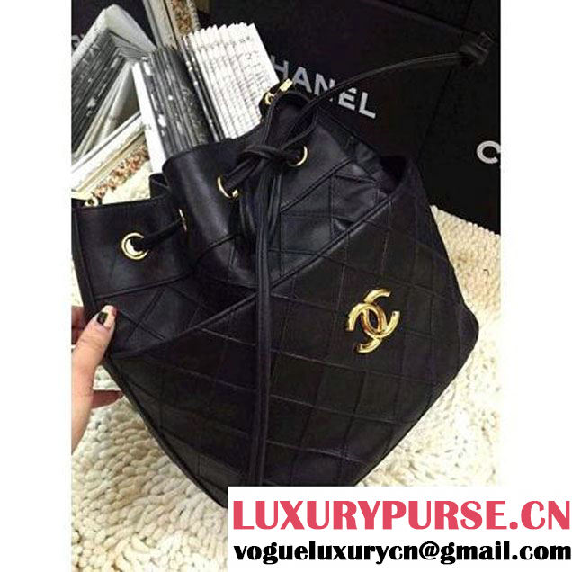 Chanel Drawstring Bucket Bag in black (HDD-013110 )