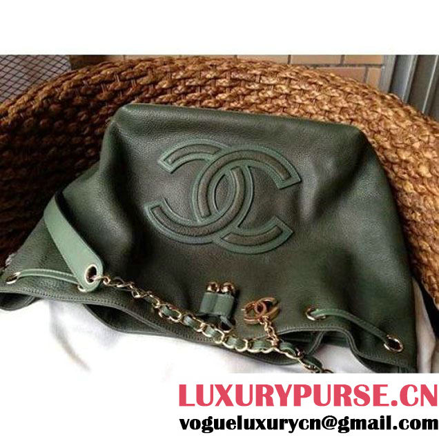 Chanel Drawstring Bucket Bag With A Big CC Signature in Green (1a086-060625 )