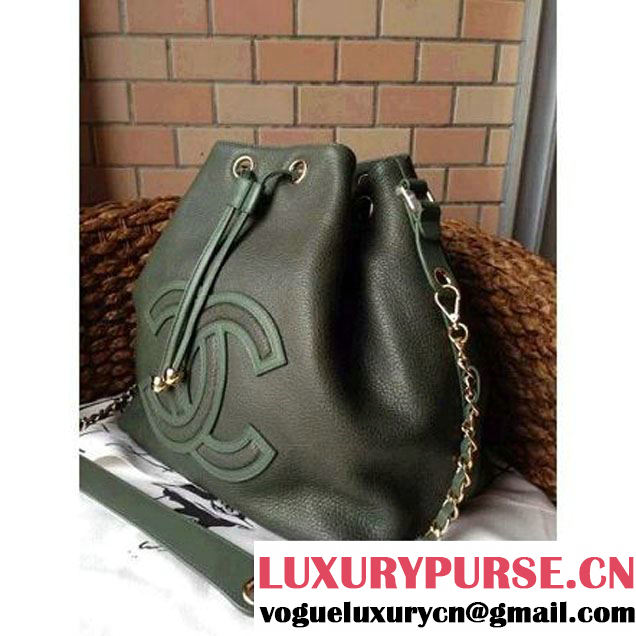 Chanel Drawstring Bucket Bag With A Big CC Signature in Green (1a086-060625 )