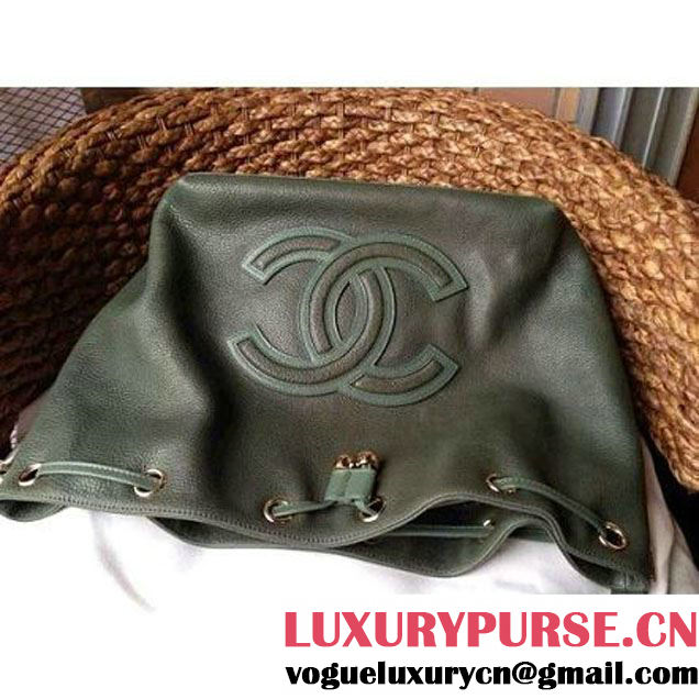 Chanel Drawstring Bucket Bag With A Big CC Signature in Green (1a086-060625 )