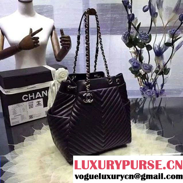 Chanel Black Calfskin Large Drawstring Bag A91136 Spring-Summer 2016 (2A057-6031806 )
