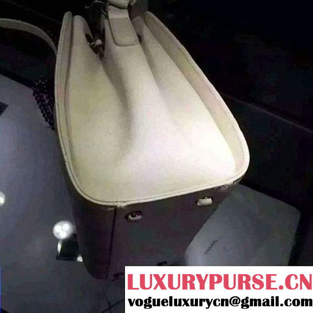 Chanel Small Single Top Handle CC Drawstring Bucket Bag Caviar Leather Off-white 2016 (2A057-6052311 )
