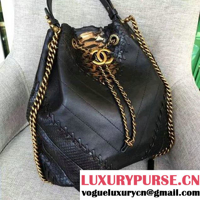 Chanel Calfskin & Python Leather Medium Drawstring Bag Black/Gold 2016 (AV-6111720 )