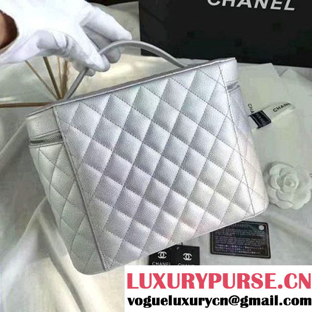 Chanel Grained Calfskin Medium Vanity Case Pouch Cosmetic Bag Silver 2016 (KN-6122401 )