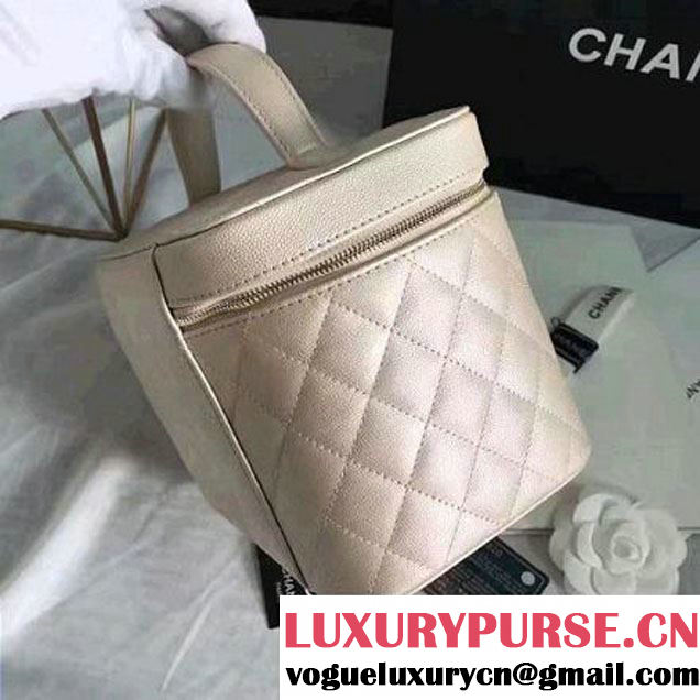 Chanel Grained Calfskin Small Vanity Case Pouch Cosmetic Bag Beige 2016 (KN-6122410 )