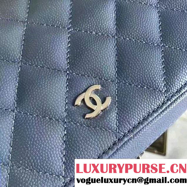 Chanel Grained Calfskin Medium Vanity Case Pouch Cosmetic Bag Blue 2016 (KN-6122411 )