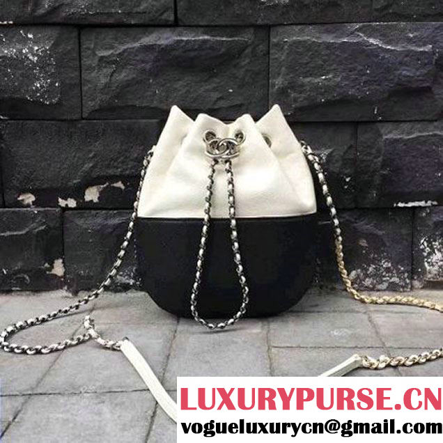 Chanel Gabrielle Purse Bag A98787 White/Black 2017 (2A143-7041010 )
