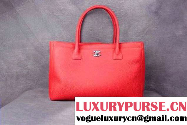 Chanel Cerf Tote Bag in Rouge
