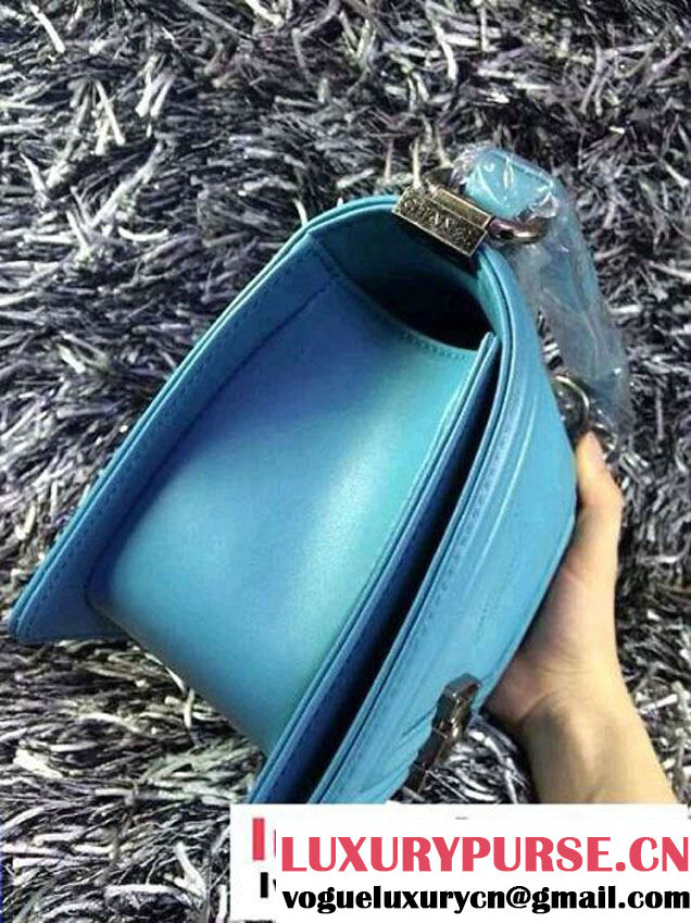 Chanel Boy Flap Bag With Herringbone Chevron Stitiching in Turquoise - Fall 2014