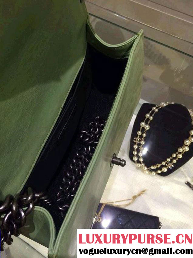 Chanel Medium Boy Flap Shoulder Bag Leather A67086 Green