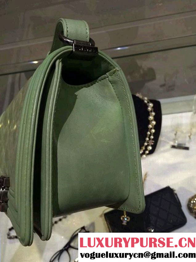 Chanel Medium Boy Flap Shoulder Bag Leather A67086 Green