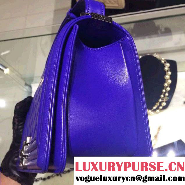 Chanel Medium Boy Flap Shoulder Bag A67086 in Lambskin Leather Blue