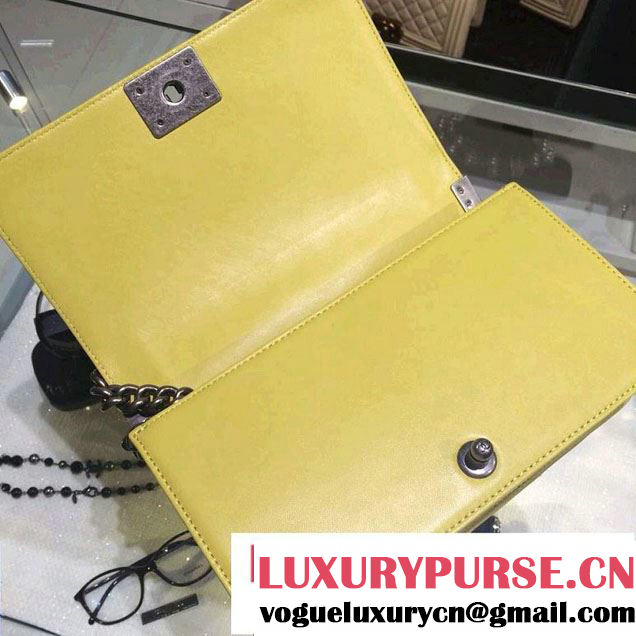 Chanel Medium Boy Flap Shoulder Bag A67086 in Lambskin Leather Yellow