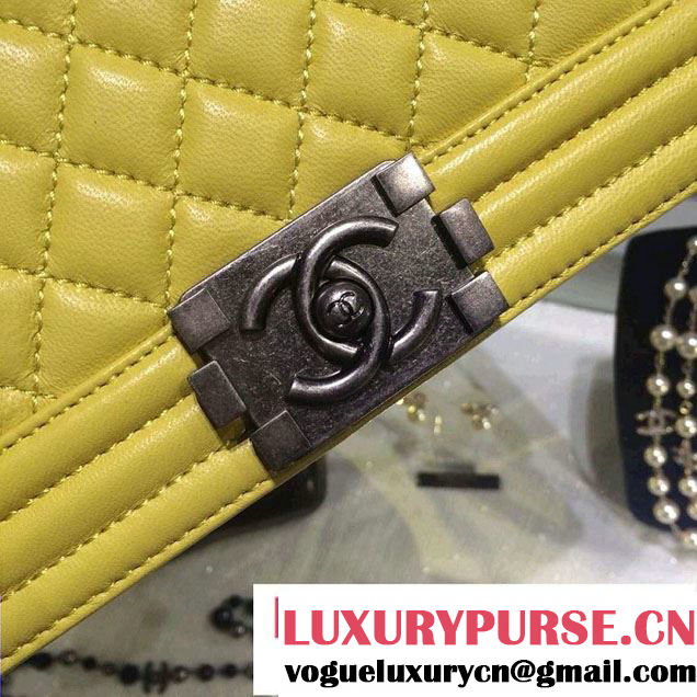 Chanel Medium Boy Flap Shoulder Bag A67086 in Lambskin Leather Yellow