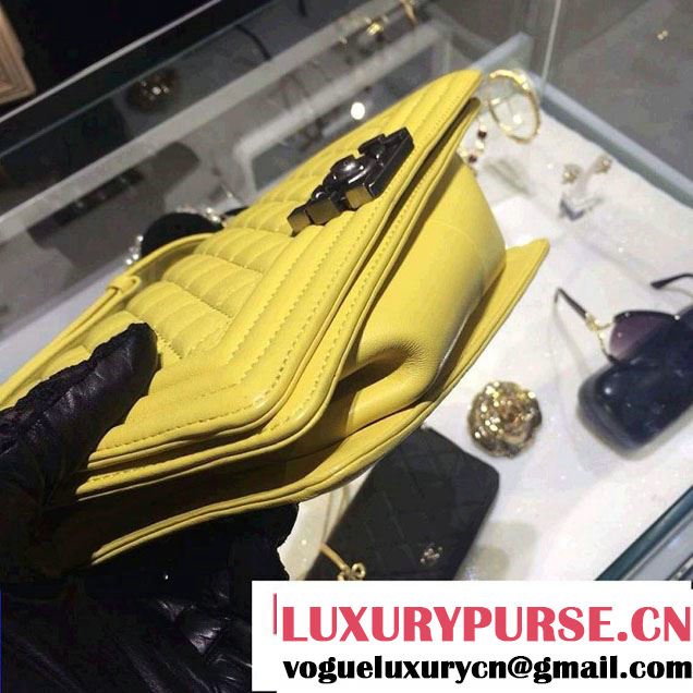 Chanel Medium Boy Flap Shoulder Bag A67086 in Lambskin Leather Yellow