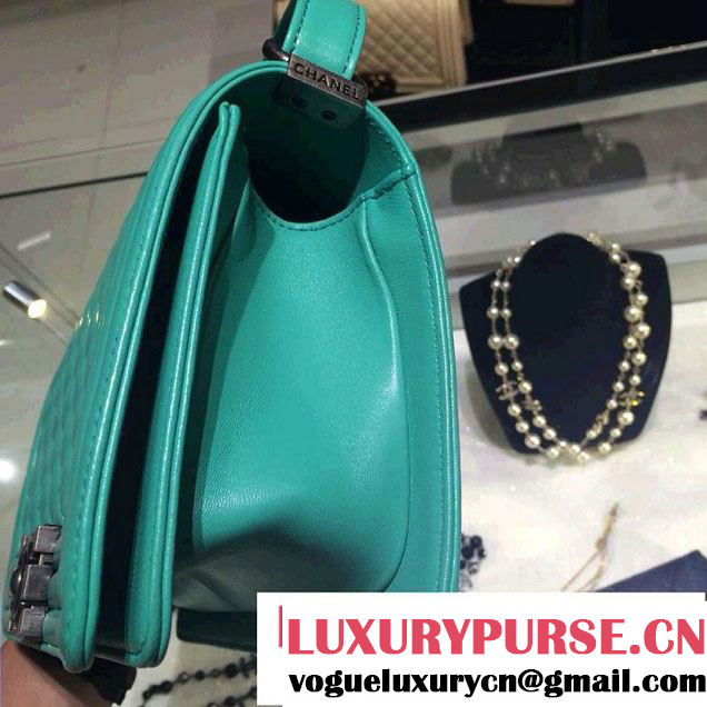 Chanel Medium Boy Flap Shoulder Bag A67086 in Lambskin Leather Turquoise