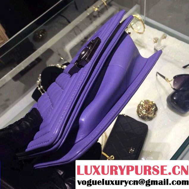 Chanel Medium Boy Flap Shoulder Bag A67086 in Lambskin Leather Lavender