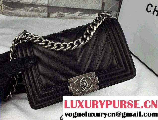 Chanel Calfskin Chevron Quilting Boy Flap Bag A92859 Black 2015