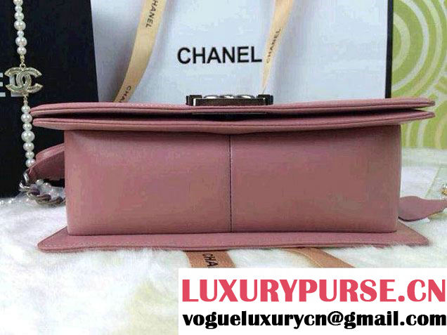 Chanel Medium Boy Flap Shoulder Bag A67086 Pink in Lambskin Leather