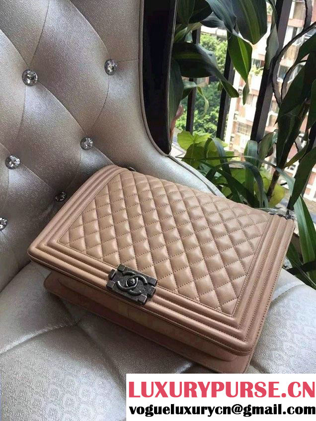 Chanel Large Boy Flap Shoulder Bag in Lambskin Leather Apricot
