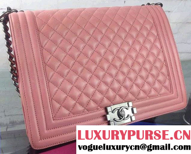 Chanel Large Boy Flap Shoulder Bag in Lambskin Leather Pink