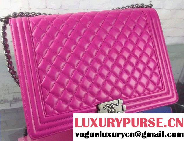 Chanel Large Boy Flap Shoulder Bag in Lambskin Leather Fuchsia