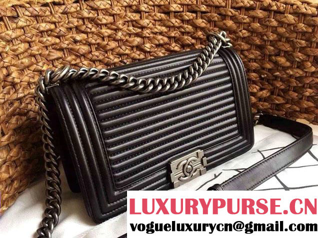 Chanel Horizontal Quilted Old Medium Boy Flap Bag Black 2015/2016