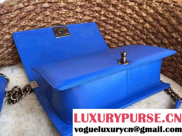 Chanel Pearl Leather Le Boy Flap Shoulder Medium Bag Blue