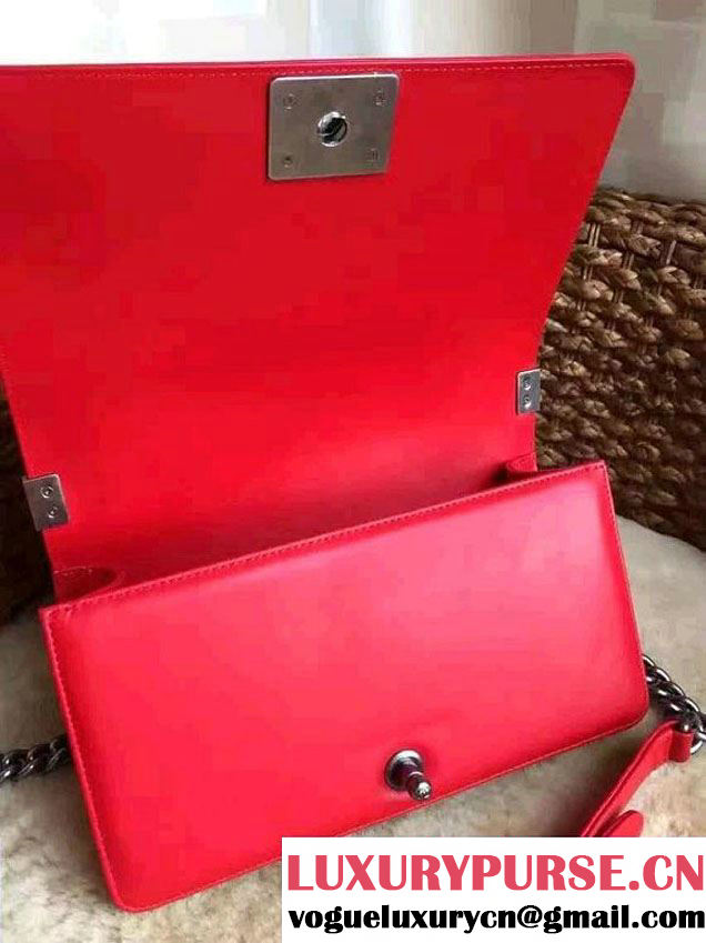 Chanel Pearl Leather Le Boy Flap Shoulder Medium Bag Red/Silver