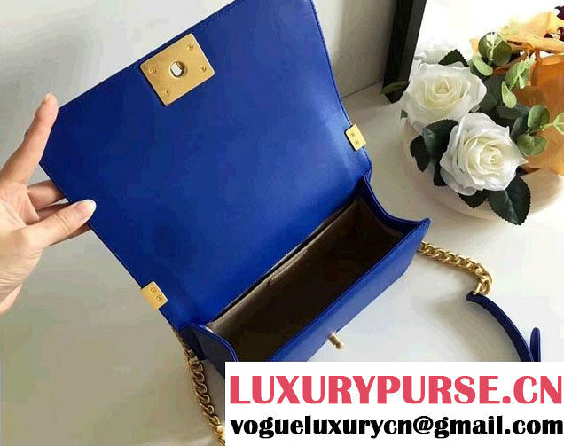 Chanel Interlaced Chain Chevron Boy Flap Shoulder Medium Bag Blue 2017