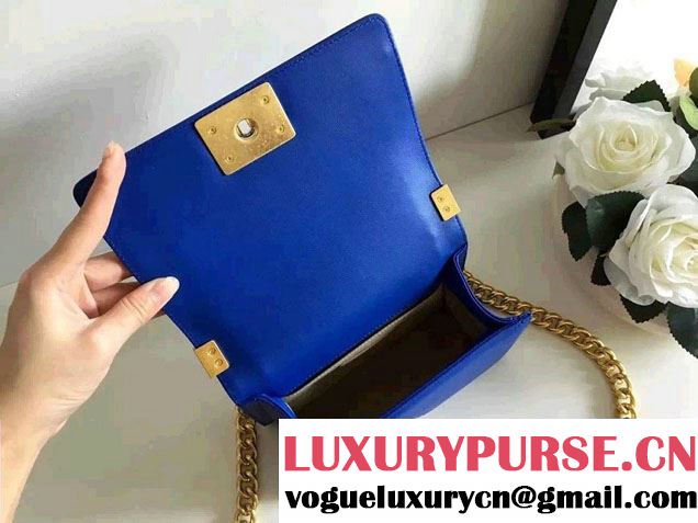 Chanel Interlaced Chain Chevron Boy Flap Shoulder Small Bag Blue 2017