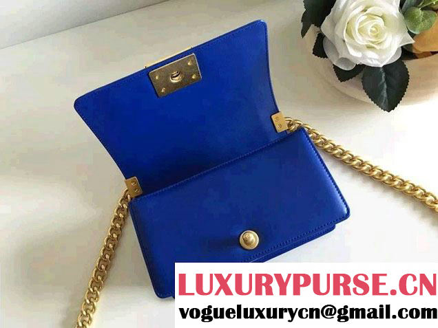 Chanel Interlaced Chain Chevron Boy Flap Shoulder Small Bag Blue 2017