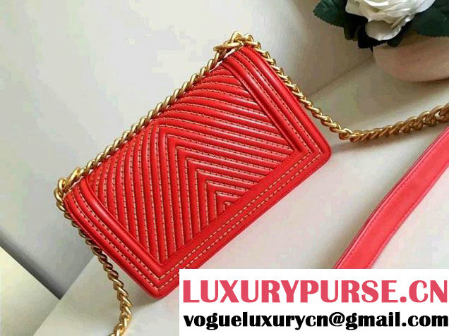 Chanel Interlaced Chain Chevron Boy Flap Shoulder Medium Bag Red 2017