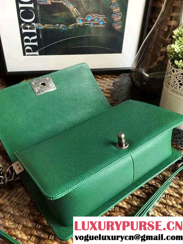 Chanel Medium Boy Flap Shoulder Bag A67086 in Caviar Leather Green 2017