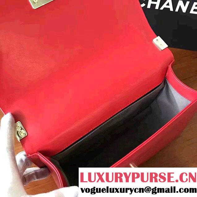 Chanel Shine Gold Hardware Boy Chevron Flap Medium Bag Red 2017