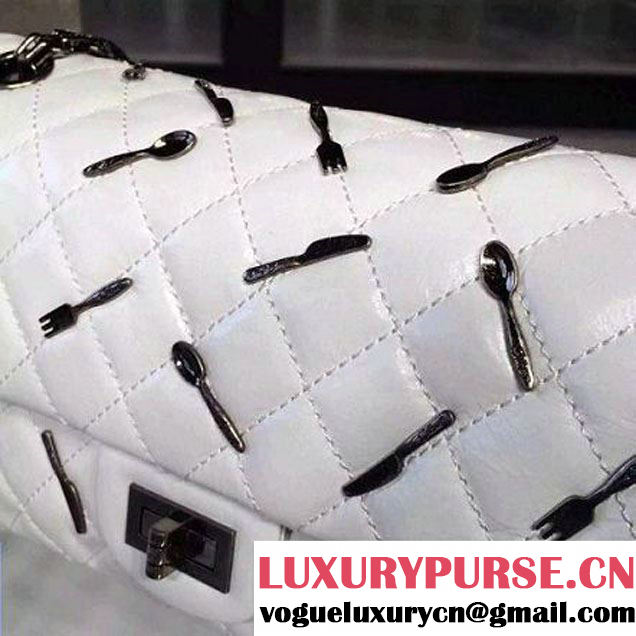 Chanel Reissue 225 With Spoon Charm Flap bag (111940) White Fall Winter 2015 (XINXIN-052479 )