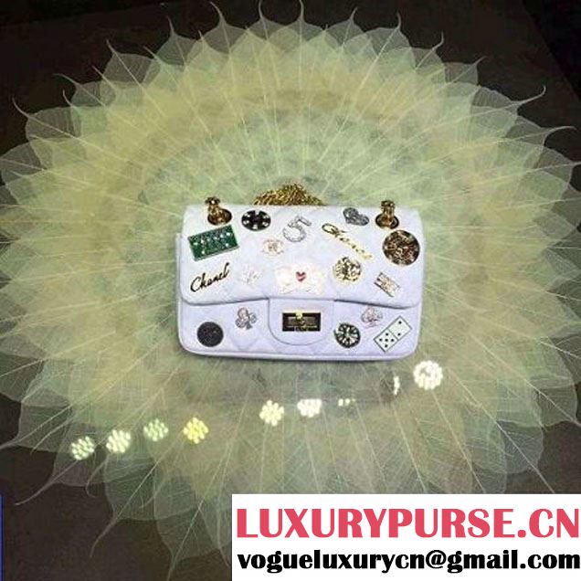 Chanel 2.55 Embellished With Casino Badges White 20cm 2016 (2A057-6012103 )