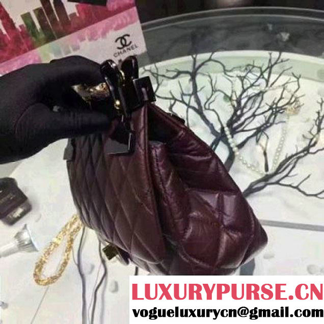 Chanel Aged Calfskin 2.55 Reissue Hanger Size 226 Bag Burgundy A93646 F/W 2016 (2A057-6121307 )