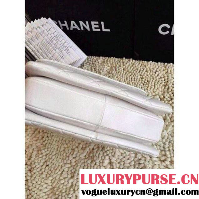 Chanel Small Quilted Lambskin Flap Bag White (HDD-3682 )