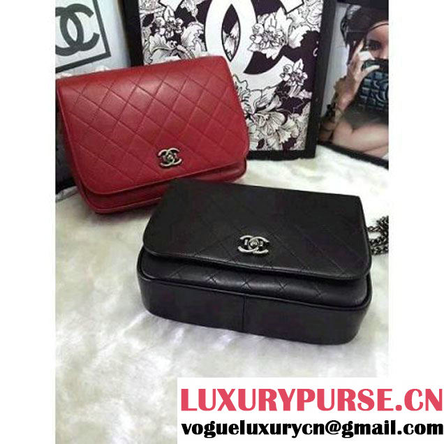 Chanel Black Messenger Bag PRE-SS 2015 (2a210-041420 )