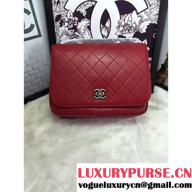 Chanel Red Messenger Bag PRE-SS 2015 (2a210-041421 )