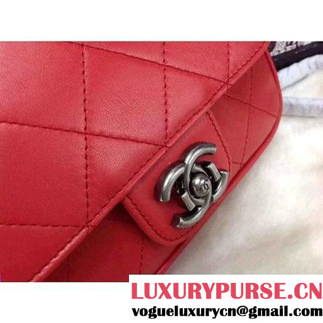 Chanel Small Messenger Bag PRE-SS 2015 in Red (2a210-041423 )